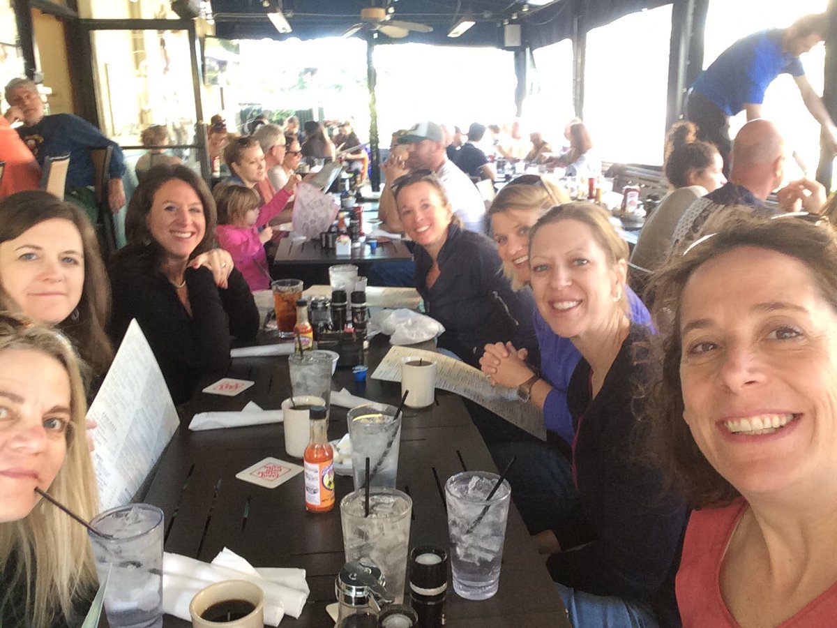 JenSchwanke's tweet photo. This weekend, me and my pals developed a serious process: Prepare, Enjoy, Recover, Repeat. For food. #florida #finallywarm #andfull #mytribe https://t.co/J8abbrqaP9
