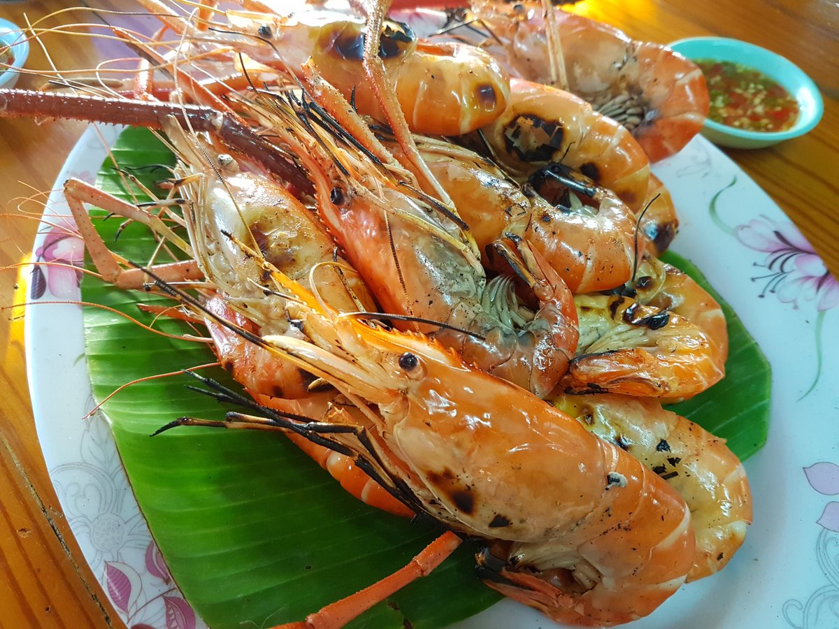 pokpong_pp's tweet photo. มาหัวหิน มากินเถอะ ป้าพรน้องหยก เขาตะเกียบ ราคาถูก อาหารทะเลสด และทำอร่อย จะเอาไรอีกกกกกกก #อร่อยไปแดก #รีวิวหัวหิน https://t.co/4BIy6CySAr