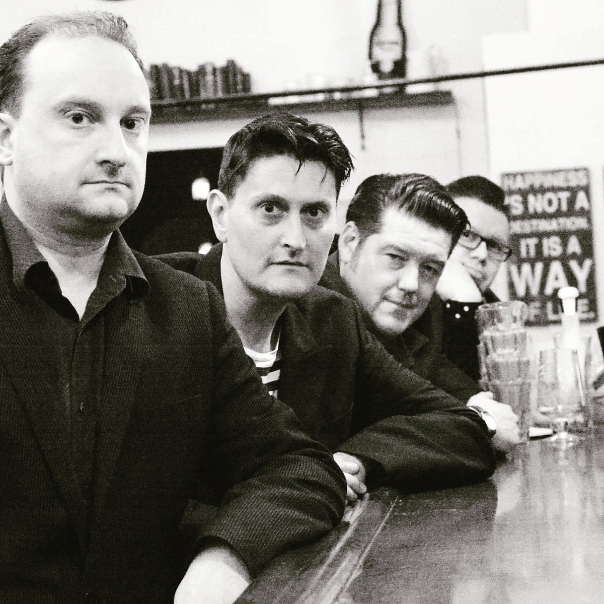 phantomcowboys's tweet image. Happiness! #phantomcowboys #rockabilly #psychobilly #gothabilly #trash