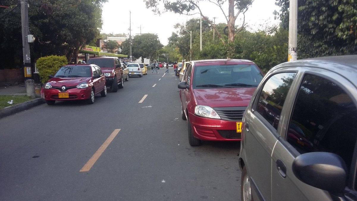 HarveyEchavarr1's tweet image. y para cuando carrera 55 entre la calle 24 y 25 barrio trinidad.?