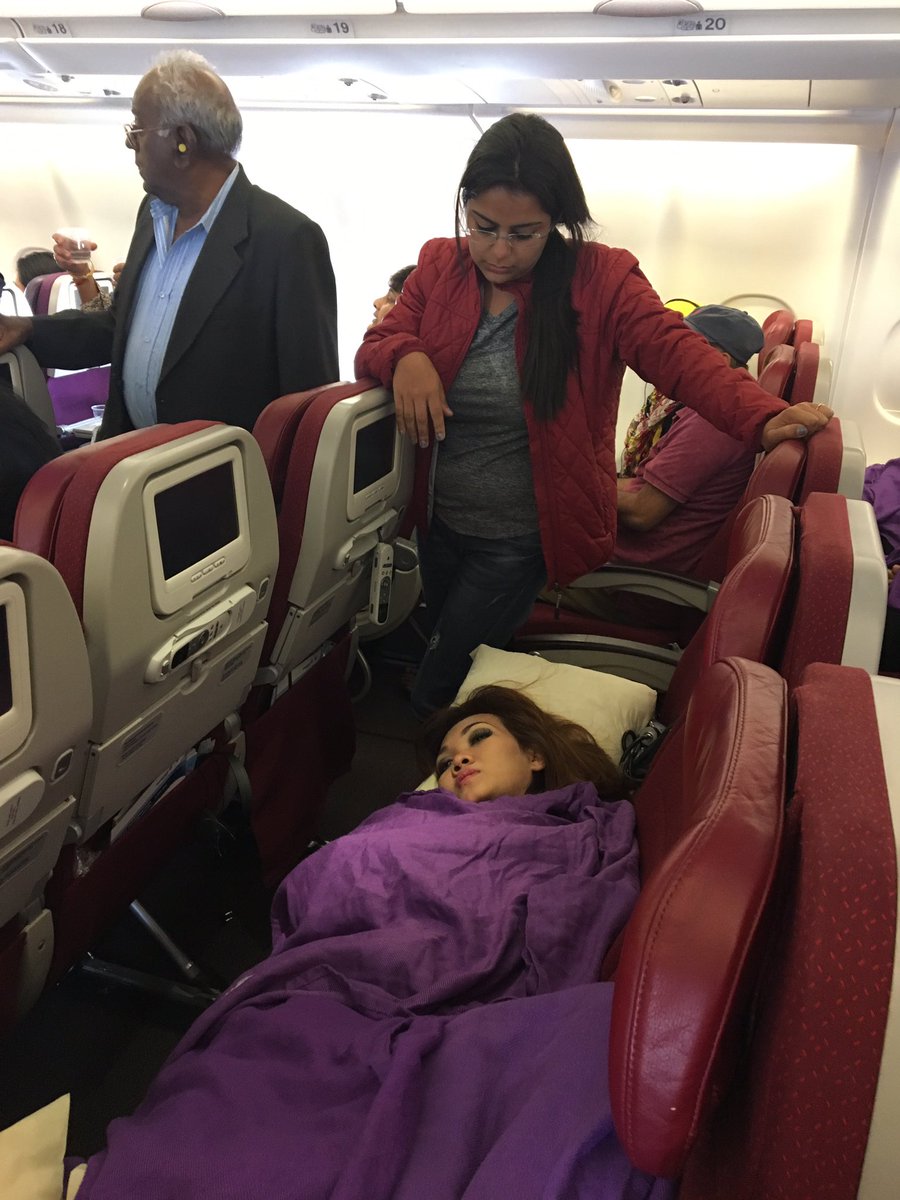 SaurabhKumar1's tweet photo. Sharing a moment of glory as an Indian. A great humane act by my wife in a situation of medical emergency in #MH130 flight. Proud of her. https://t.co/EDOHd7vVMq