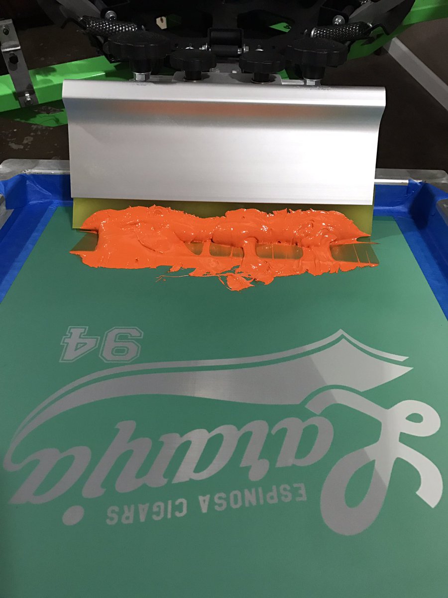 Exit2Designs's tweet image. We got into some amazing @wilflexink orange this week. Supporting our friends @EspinosaCigars with their amazing 94 rated Laranja #botl