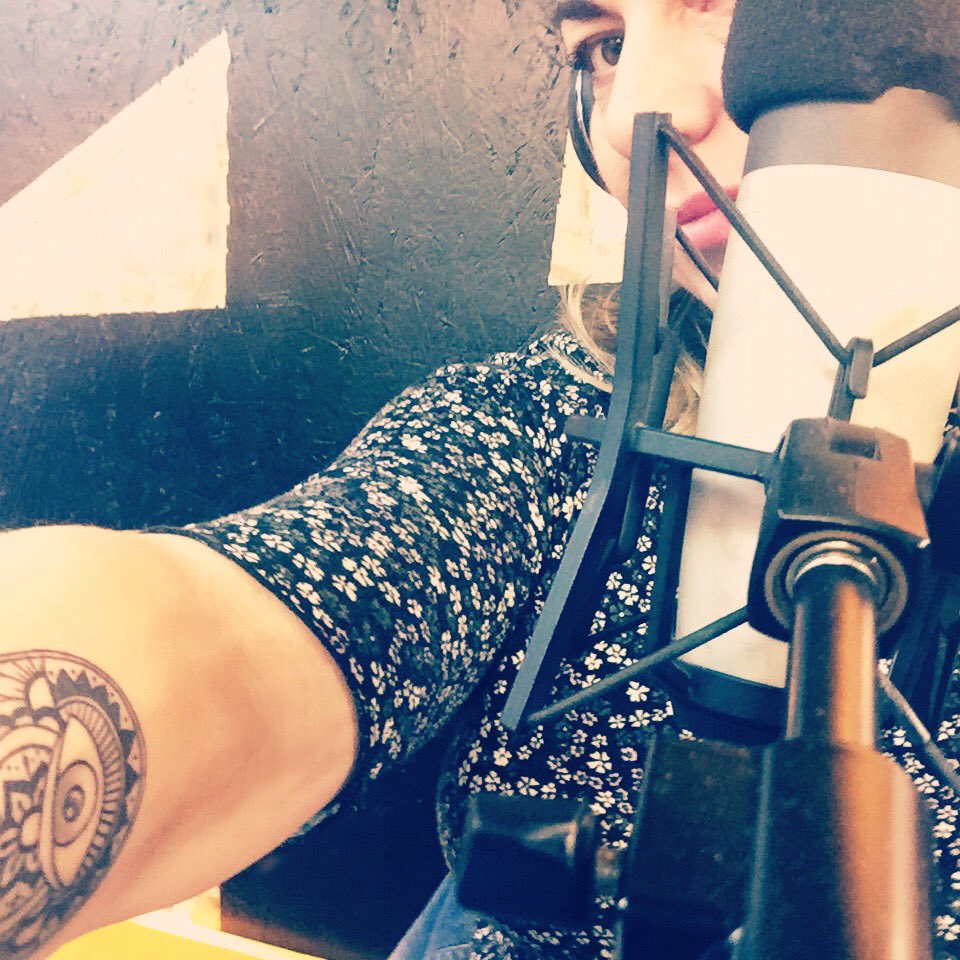 Me, on the radio ..here's last podcast m.mixcloud.com/RadioKaosItaly… @AtheCornerONAIR <a href="/OneMoreLab/">One More Lab</a> <a href="/RadioKaosItaly/">Radio Kaos Italy</a> @