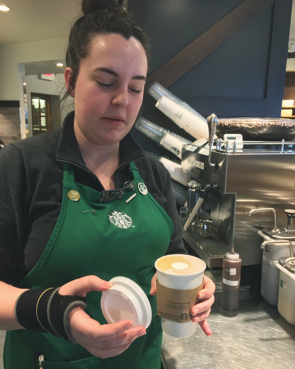 Sbux Mayfield & Lee tweet media