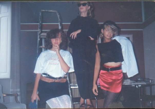 lisca73's tweet photo. @VivaBananarama Me and my cousins in the Eighties😍 in Rome https://t.co/GFfvrkgizY