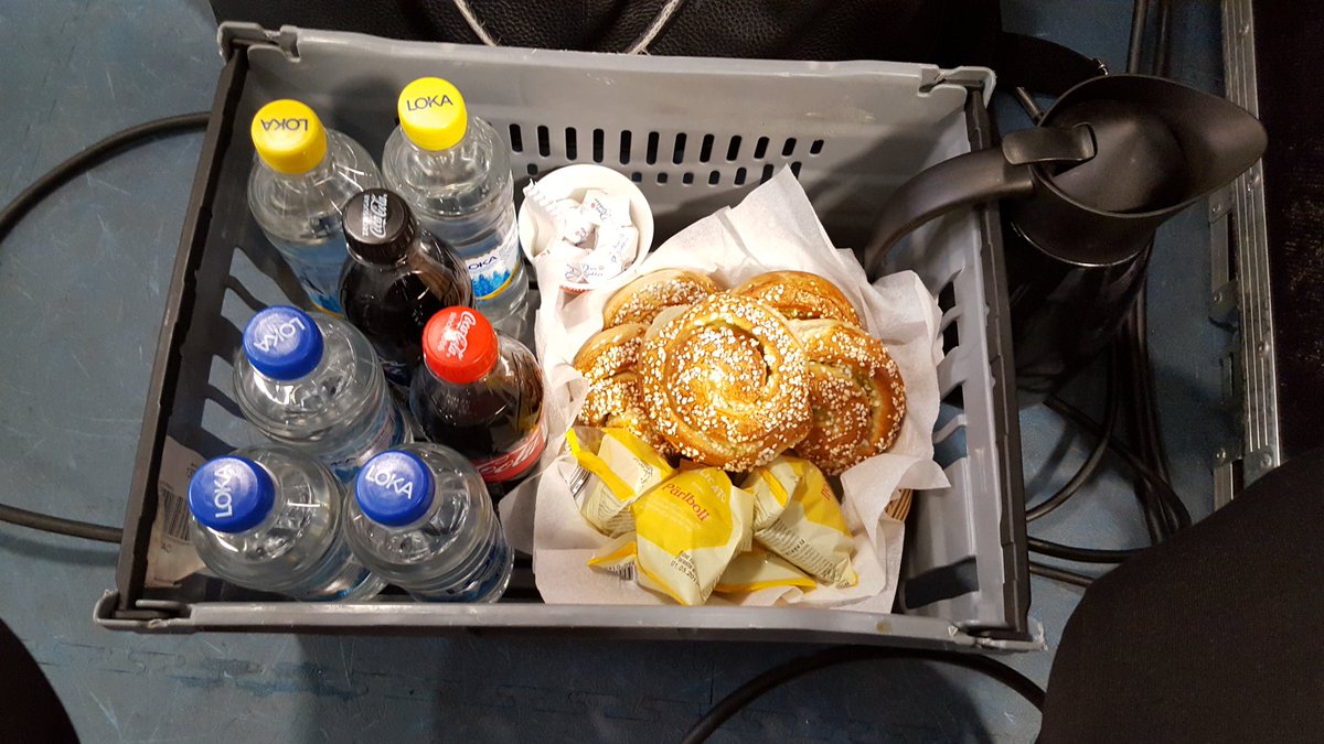 ICKicka83's tweet image. Fixat mysfika åt tv. Vill du ha annat säger du till, @mikehelber16