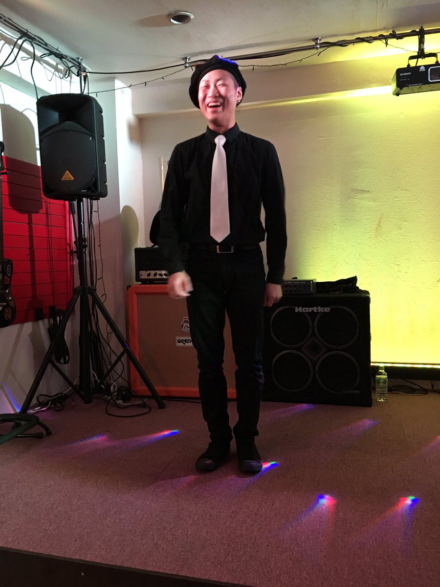 0113Is's tweet photo. 今日は超神推しのMAAMIさんのCDリリース記念イベントでした‼︎
CD即爆買いからの…まさかの残ってるポストカード?頂いてしまいました。
本当にありがとうございます‼︎‼︎
最後の「Moon」では感極まって….°(ಗдಗ。)°.俺も….°(ಗдಗ。)°.
#まあみ #MAAMI https://t.co/y2pyE8sg7H