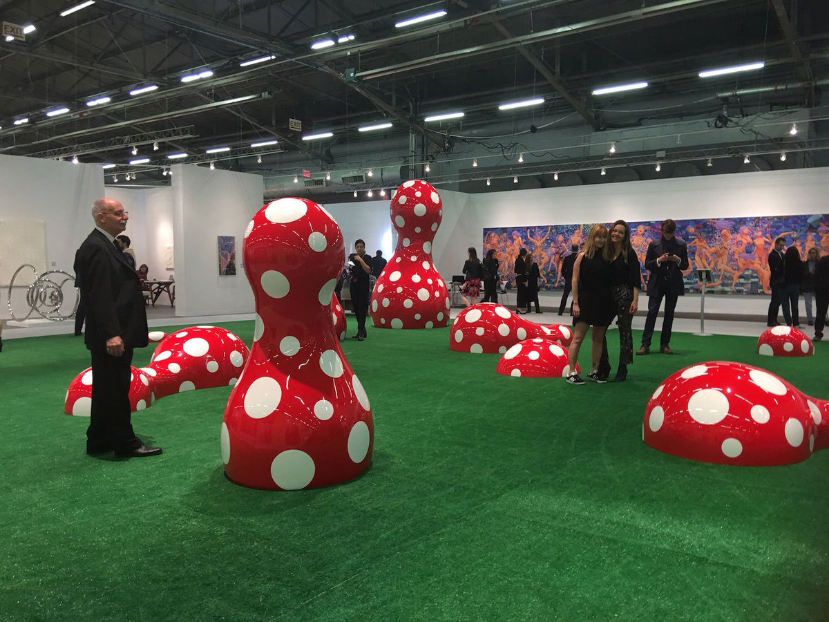 Artlyst's tweet photo. Armory Show 2017 Indicative Of Art Market’s Changing Economic Landscape https://t.co/y5wjXO2Suv @thearmoryshow https://t.co/avDcMsEpHn
