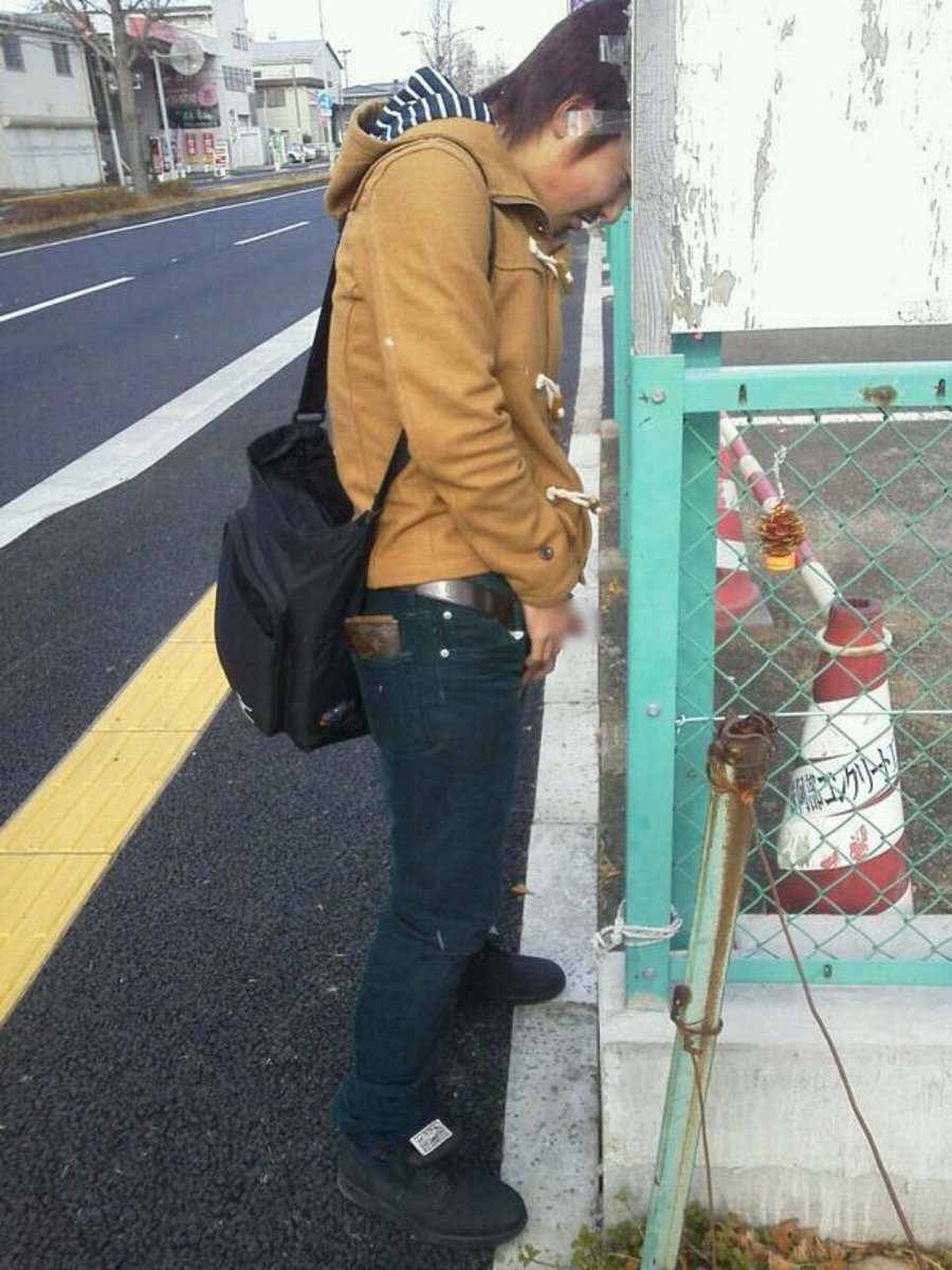 Nonke Picさんのツイート 立ちション