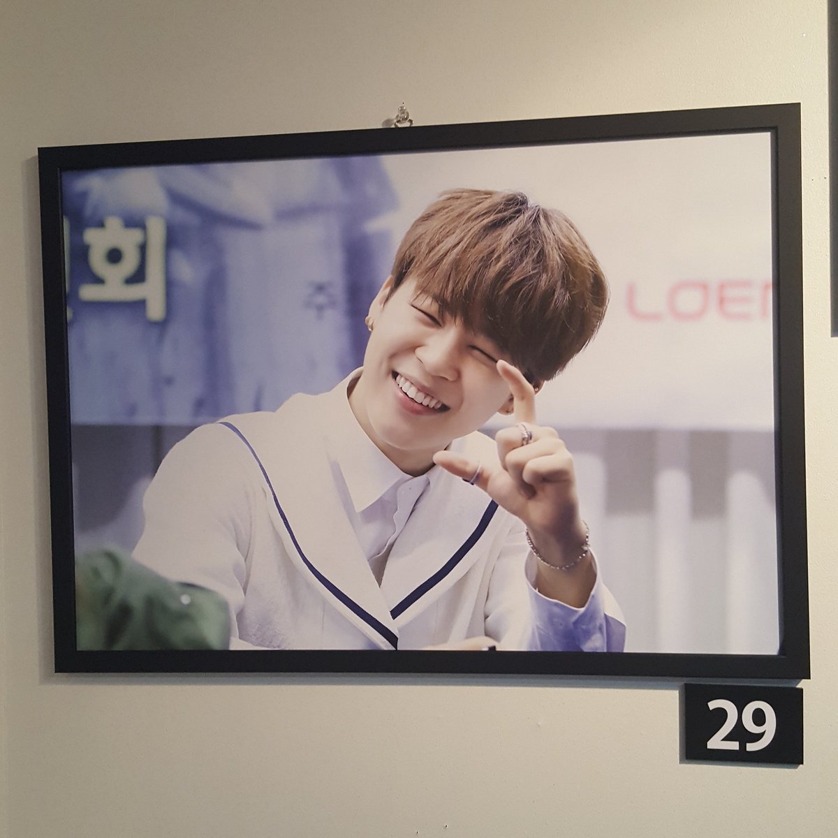 247_aRMy's tweet photo. #MESMERIZE_부산_day2 
처음가는 전시회였고 기대도 컸어요! 역시 기대이상이였고 너무 즐거운 하루가 됐어요! 부산에서도 전시회 열어주셔서 감사하구 선입금 특전 너무 빵빵하고 혜자아닌가요 ㅜㅅㅜ예쁘게 잘 쓰겠습니다 ❤ 수고많으셨어요! https://t.co/ILG0cuMU0n