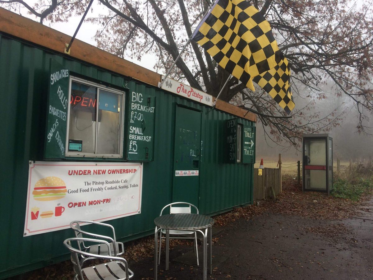 PitStopA12 tweet media