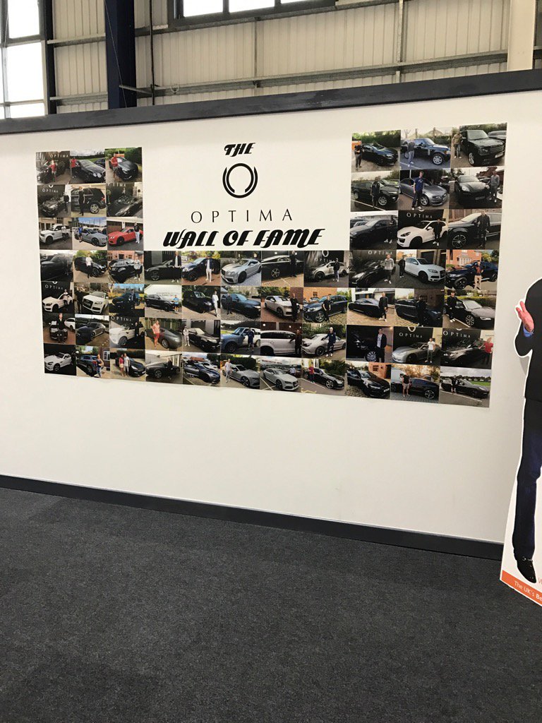 WallChimp's tweet photo. Thank you @optimacars for sharing this image of your new wall sticker - looking great guys #optimacars #wallstickers #wallchimp https://t.co/ZRrbEOaMbJ