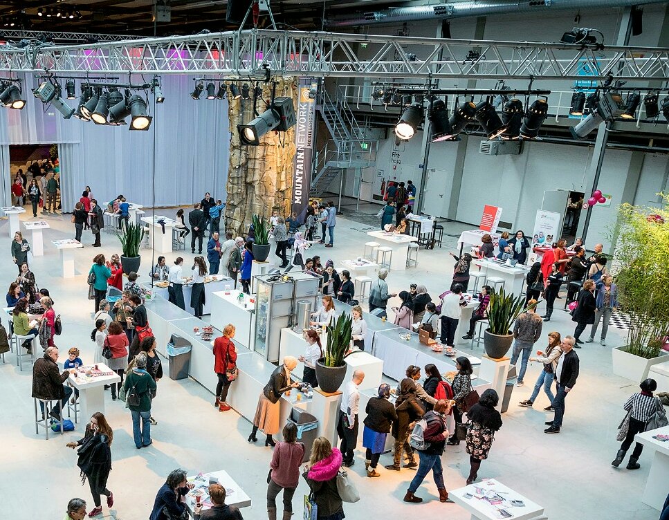 VrouwendagDH's tweet photo. ZIJ geniet! #vrouwendagDH #InternationalWomensDay https://t.co/U42hmnXwqN