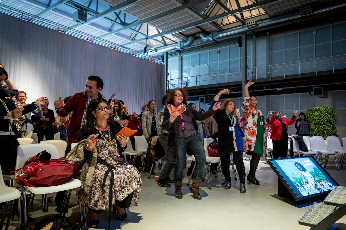 VrouwendagDH's tweet photo. ZIJ geniet! #vrouwendagDH #InternationalWomensDay https://t.co/U42hmnXwqN