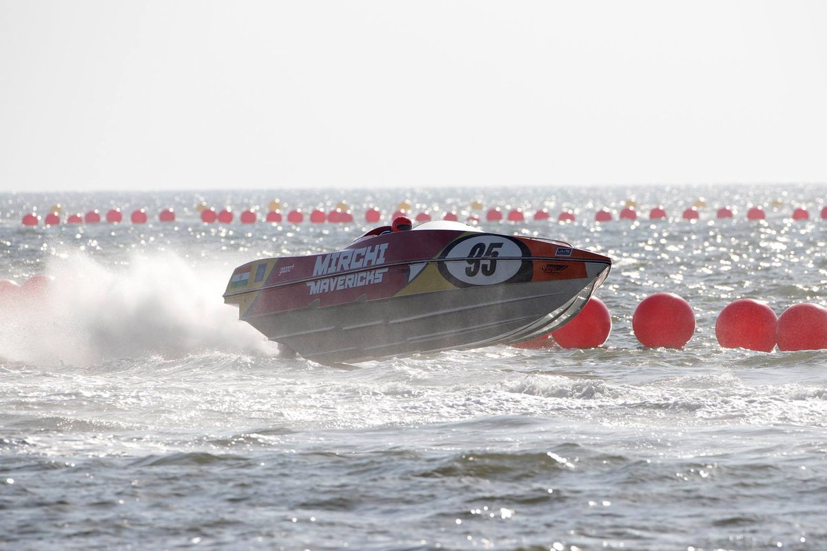 anandmahindra's tweet image. Terrific to see these #P1panthers tear up the sea in Mumbai. Look forward to partnering @P1India to build these here. #makeinindia