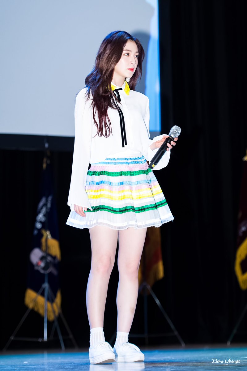 BFmidnight's tweet photo. 170304 #레드벨벳 #RedVelvet #아이린  #IRENE  서울종학예술학교 3pics 

#rookie https://t.co/GjCZWmWPiF