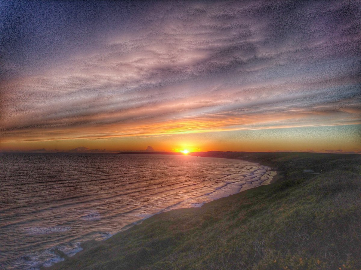 CornishSunsets tweet media
