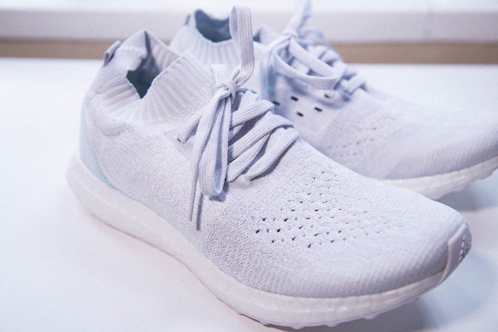 keagankingsley's tweet photo. New Video: Unboxing of the anticipated adidas x @parleyxxx #UltraBOOST collab made from ocean plastic #overdue
https://t.co/qhL9VoBE3F https://t.co/LS9ZkUlXVa