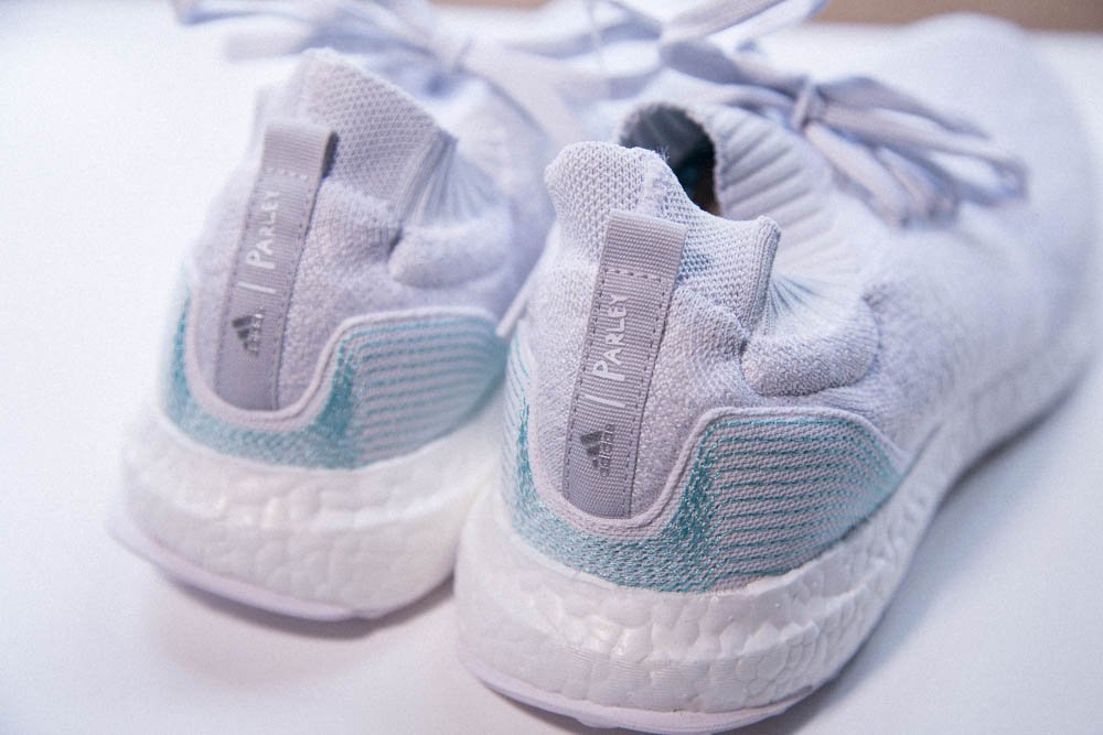 keagankingsley's tweet photo. New Video: Unboxing of the anticipated adidas x @parleyxxx #UltraBOOST collab made from ocean plastic #overdue
https://t.co/qhL9VoBE3F https://t.co/LS9ZkUlXVa