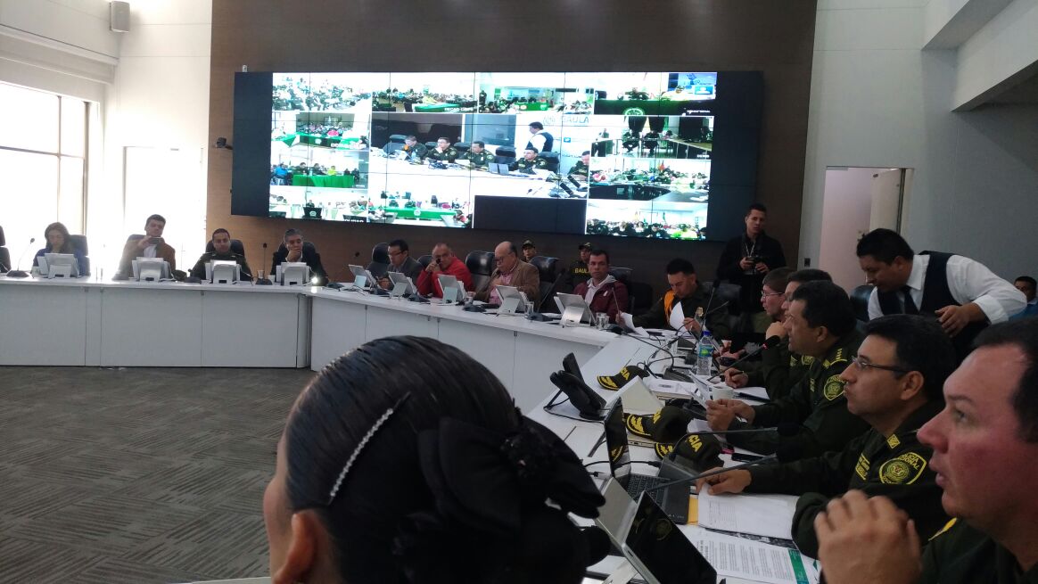 PoliciaColombia tweet picture