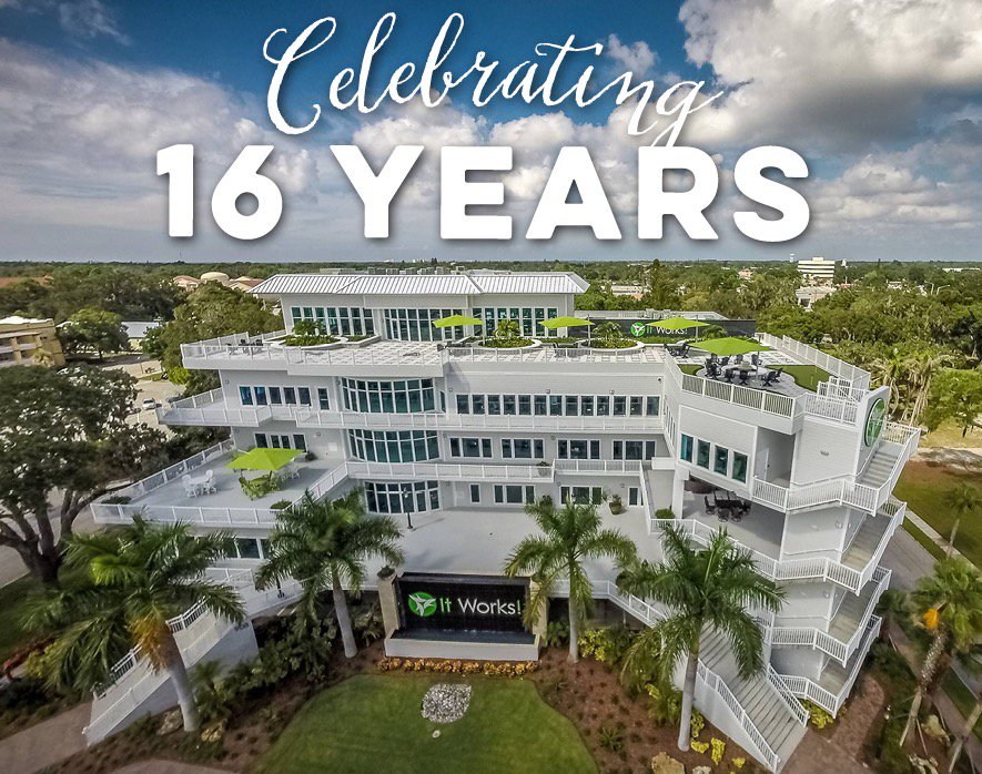 ItWorksGlobal's tweet photo. 16 years! Can you believe it?! That is 16 years of spreading #FriendshipsFunFreedom! https://t.co/cY8UT5Xouq
