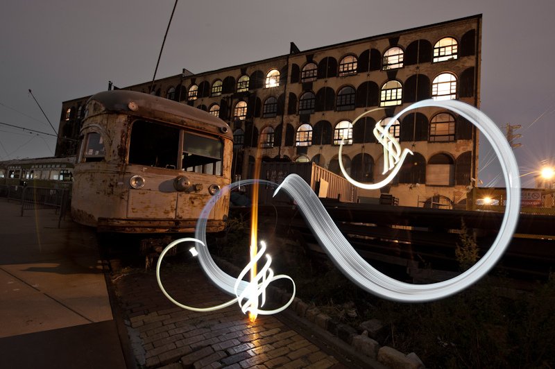 ShowTrialStudio's tweet photo. Julien Breton – Light Calligraphy @DesignMuseum #calligraphy #FontSunday https://t.co/WZuARFHl0L