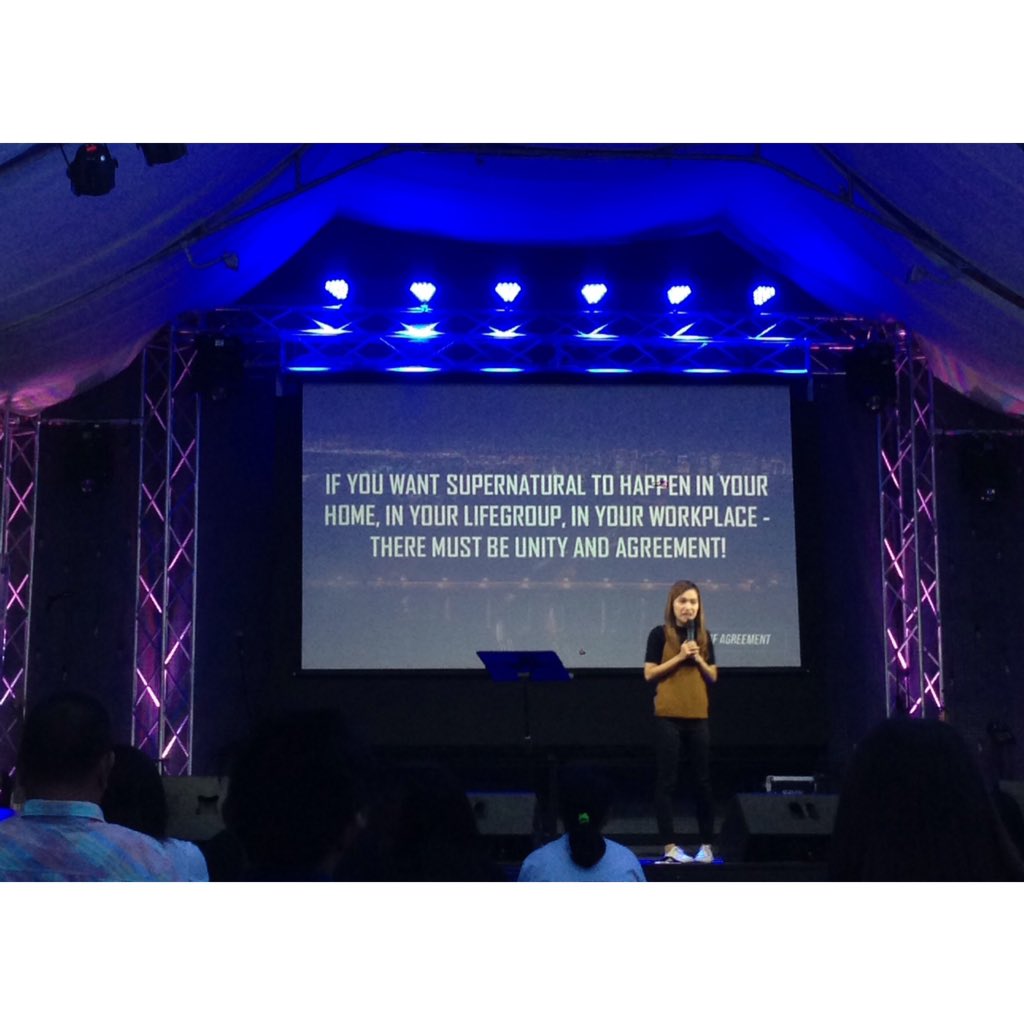 Heyjaylopez's tweet photo. Thank You Lord! π
Indeed you are a promise keeper!!! All glory belongs to You πππ» #Hiswordworks https://t.co/96n7sRvt6t