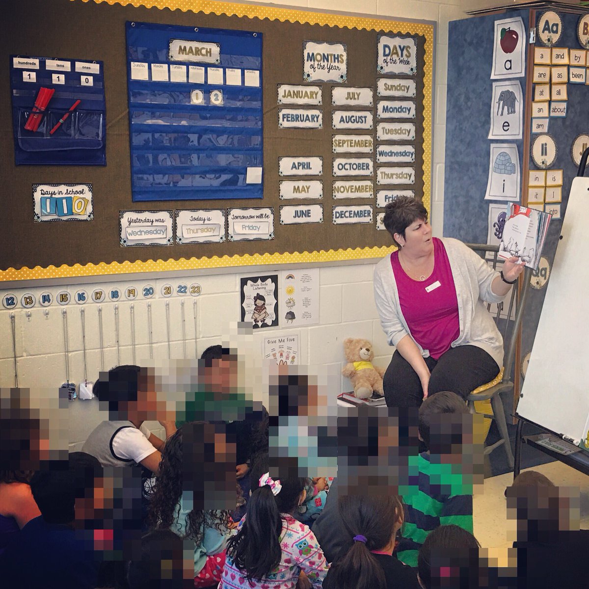 Miss_Quidor's tweet photo. Had a great #ReadAcrossAmerica week with lots of Dr. Seuss books, STEM challenges and guest readers! #theresnoplacelikeoaktree #iteachfirst https://t.co/ykL35xbsz1
