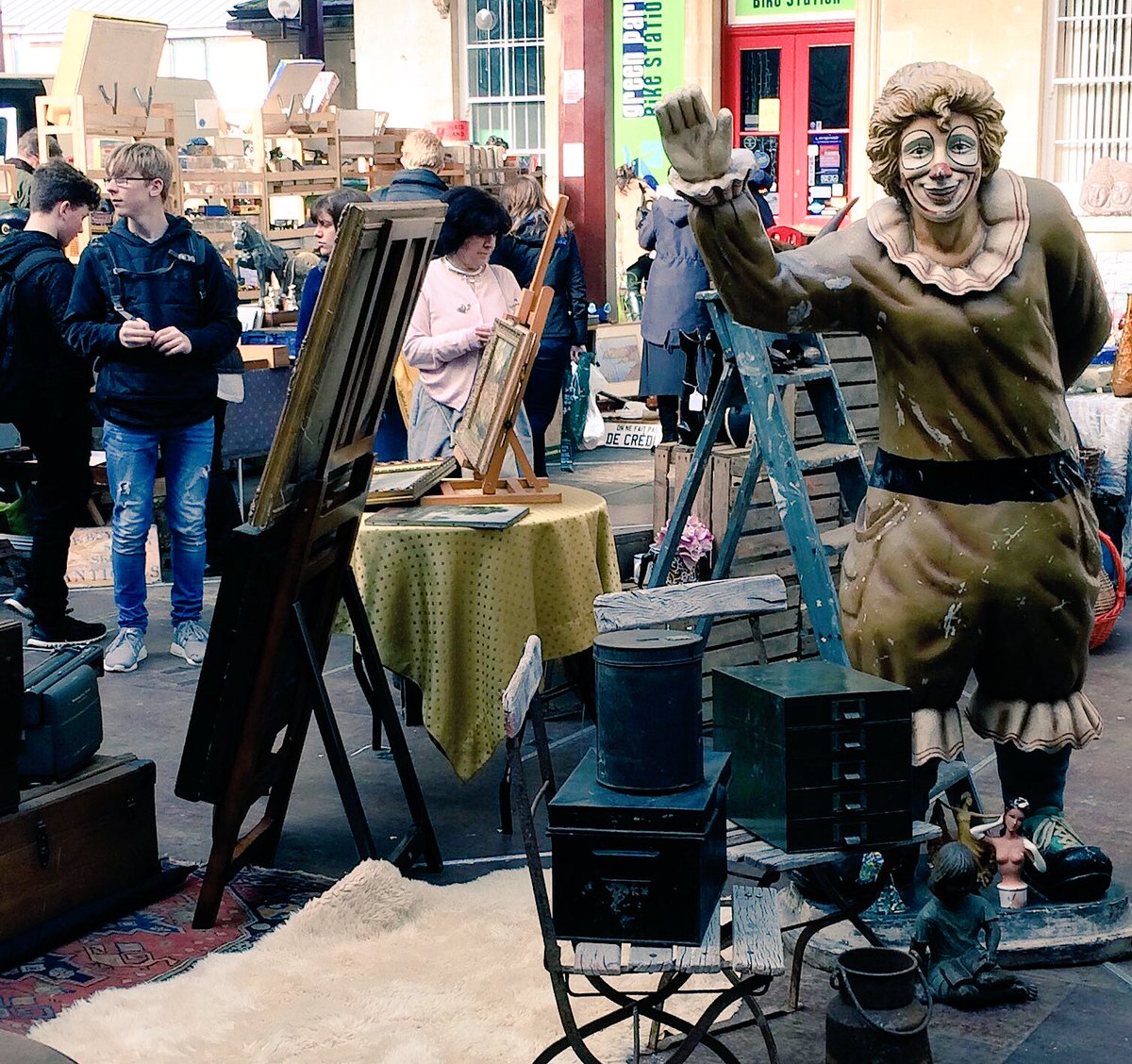 Had a lovely day with @Martini_Mum checking out all the #antique and #vintage items <a href="/Vintage_Markets/">Vintage&Antiques</a>