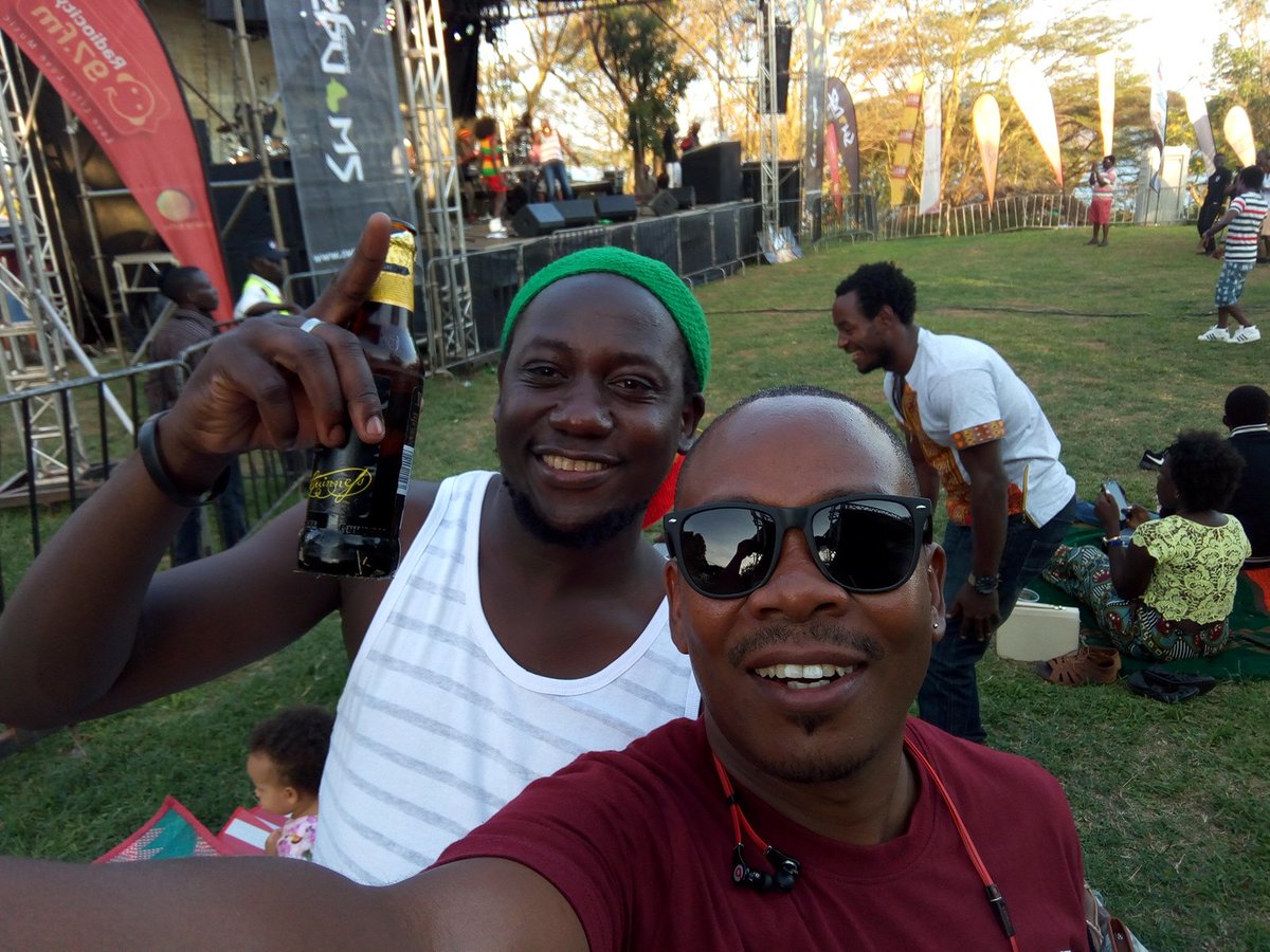 konkmukiga's tweet photo. #RoastAndRhyme @SwangzAvenueUg major #ReggaeVibrations #RastaRhymes on set. https://t.co/le3MqBIHXN