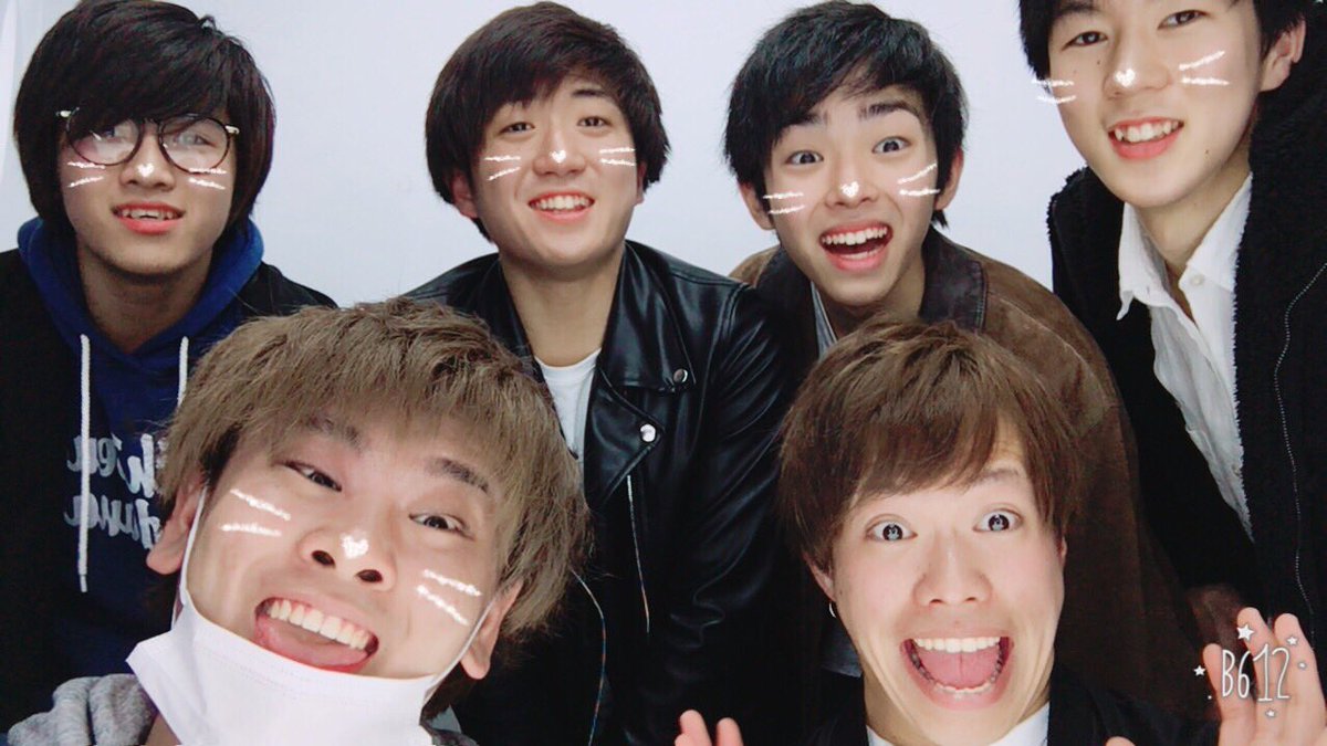 kai__solitude's tweet photo. 無事卒業しました！！
大学で、ある意味いろいろ頑張ります（笑）
また会える日まで！
アデュー！！！！！ https://t.co/ifYgfKdQuy