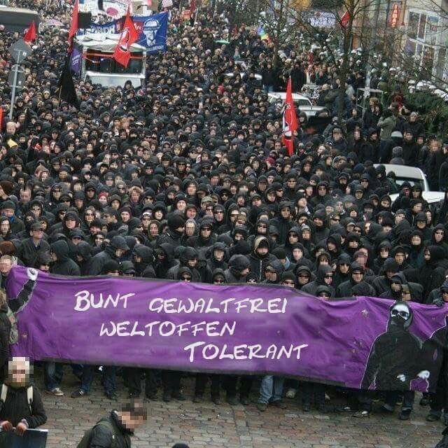 @TAG24CH #Chemnitz #5maerz #c0503 #Fascism #Linke #links #NazisSindLinks 
bit.ly/2lLrSqD
bit.ly/2lLvDfL
