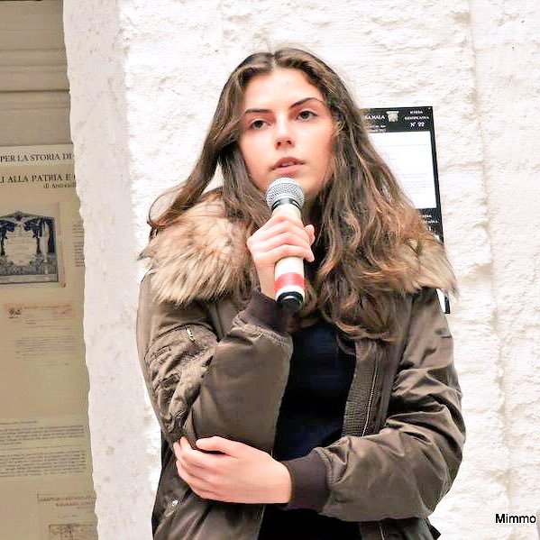 gzileni's tweet photo. @CanudoASOC1617 #saa2017 #oddit2017 @ascuoladioc protagonista di #opengioia @OpenCoesione https://t.co/BKRDkhIE4d