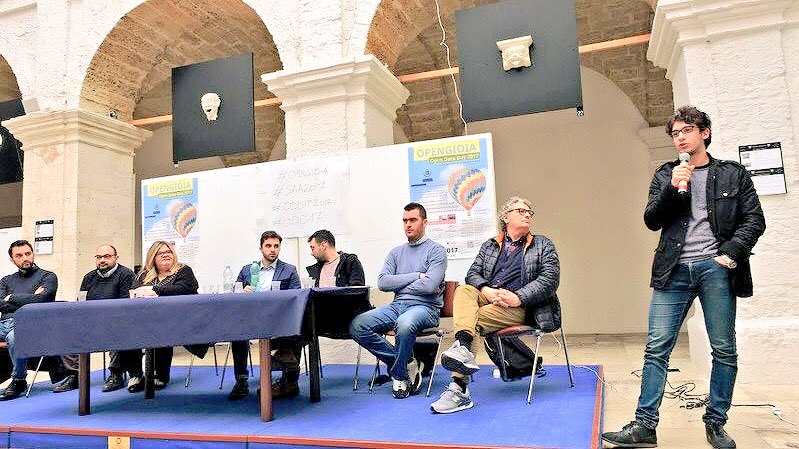 gzileni's tweet photo. @CanudoASOC1617 #saa2017 #oddit2017 @ascuoladioc protagonista di #opengioia @OpenCoesione https://t.co/BKRDkhIE4d