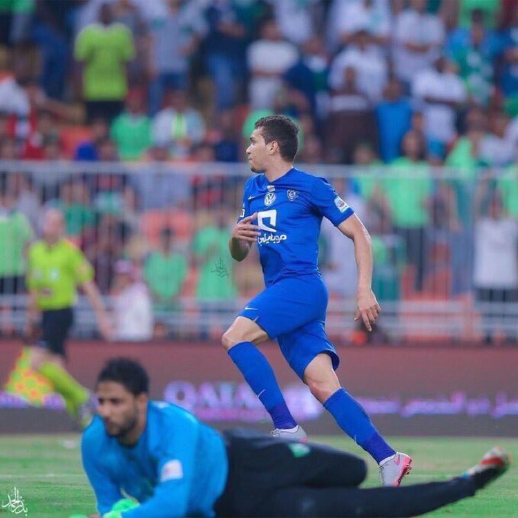 h_albogami's tweet photo. #كلاسيكو_السعودية 
مفاتيح الفريقين يمتلكها:
الهلال كارلوس ادواردو
الاتحاد كارلوس فلانويفا
فمن منهم يكون في يومه ويقود فريقه للفوز https://t.co/7HRkTlmHDB