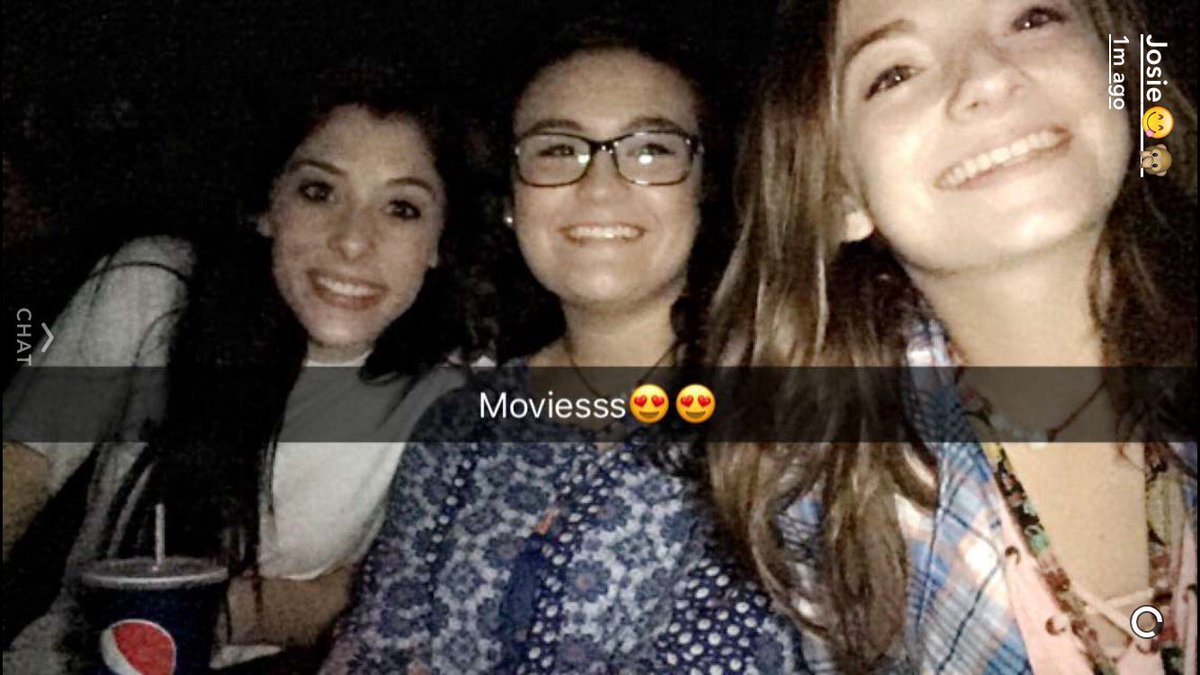Marranda_3's tweet photo. I miss my friends ): 
@KaitlynShay_ @DupinSamantha https://t.co/l3JzlxFEhb
