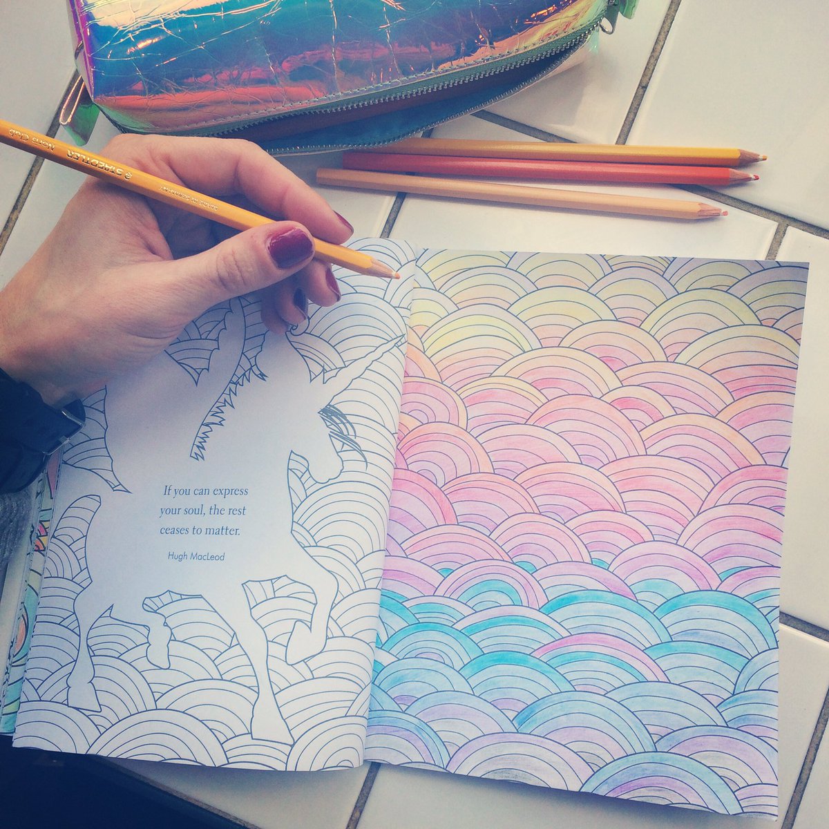 I missed #colouring 🎨 back on it after a good two weeks #unicorncolouringbook #adulcolouringbook #metime #relax #mindfullneas <a href="/HuckAndPucker/">Huck & Pucker</a>