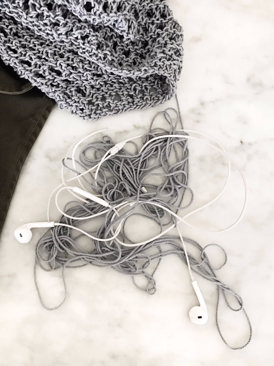 TwoOfWandsKnits's tweet photo. Literally a daily struggle 🙈😂😫 #yarntangle #knitting #crochet #yarn #twoofwands #knitlife #thestruggleisreal https://t.co/d38dboNOF3