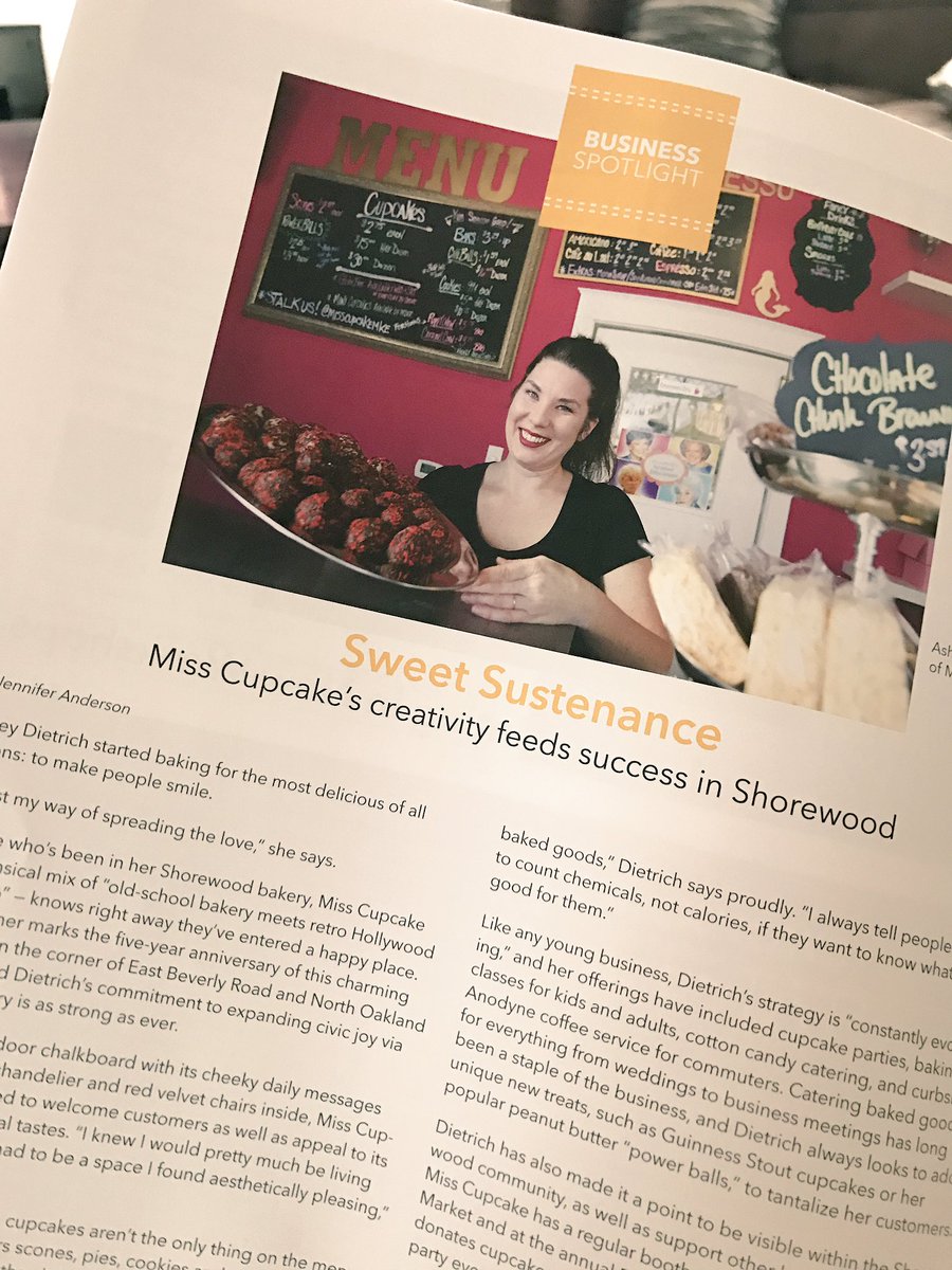 DougClemons's tweet photo. YAY @misscupcakemke!!! @ShorewoodToday https://t.co/QhlLxzmf3f