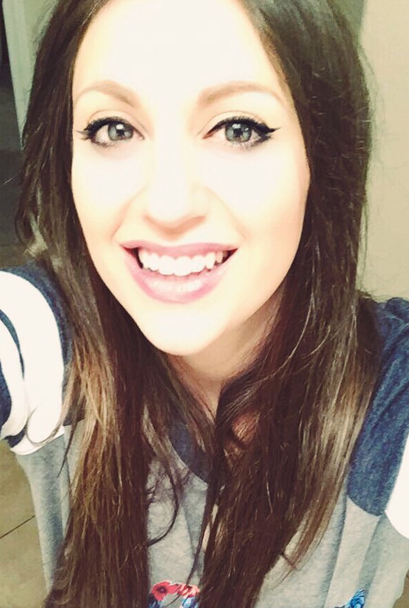 angelina_alexon's tweet photo. #SundayMorning #SelfieSmile Comment w your selfies too!! Love u all 😽💕 https://t.co/saMC9E72YL