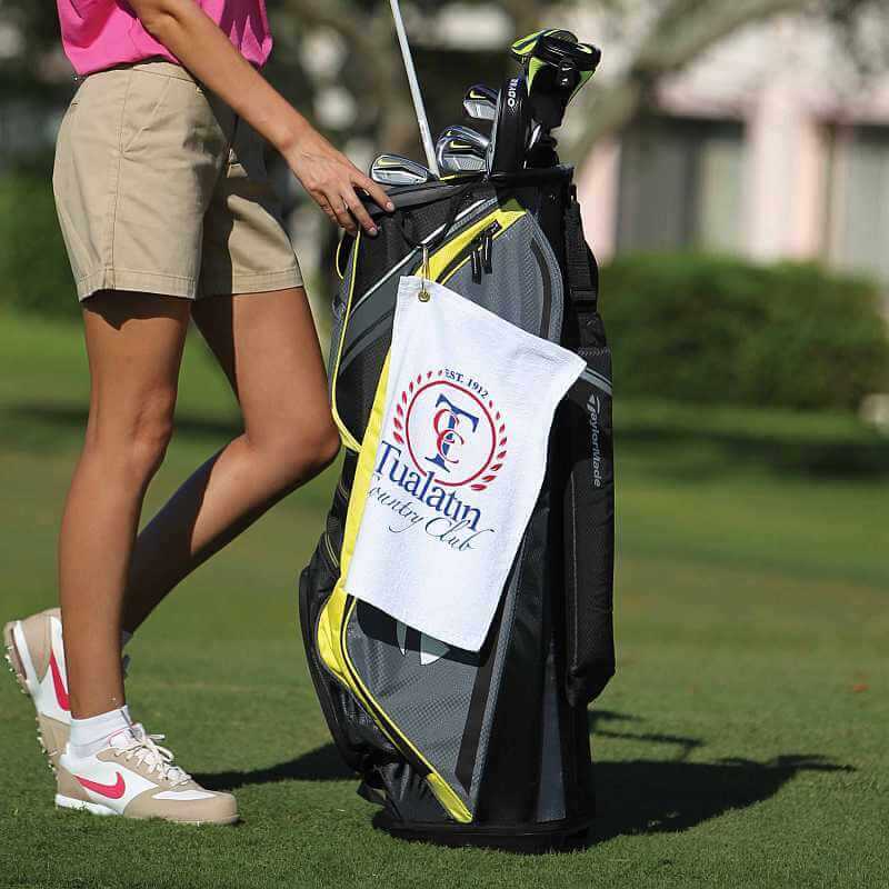 LogoItForLess's tweet image. Golf towels with logo for only $1.64 each! logoitforless.com/collections/le…