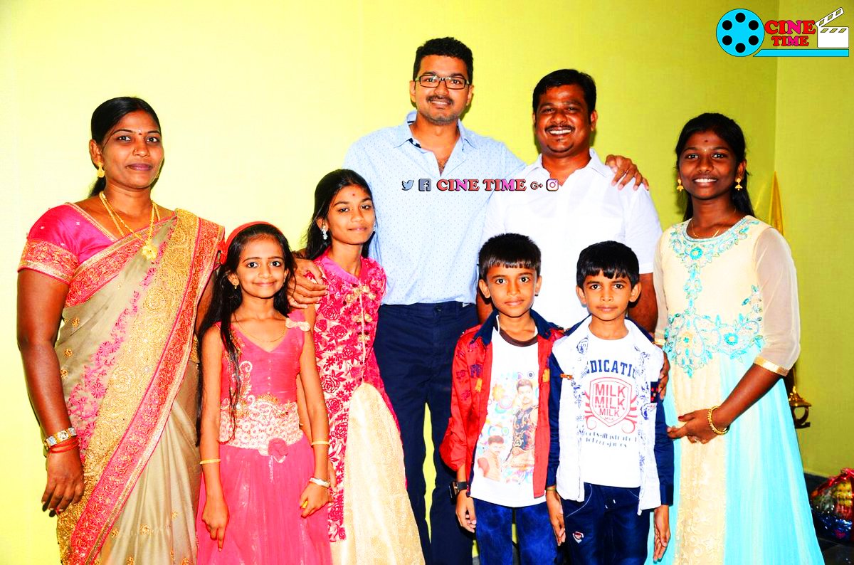 CineTimee's tweet image. என்றும் இளமை நாயகன் #Ilayathalapathy #Vijay !
#Thalapathy61 #Vijay61 ! #CineTimee !