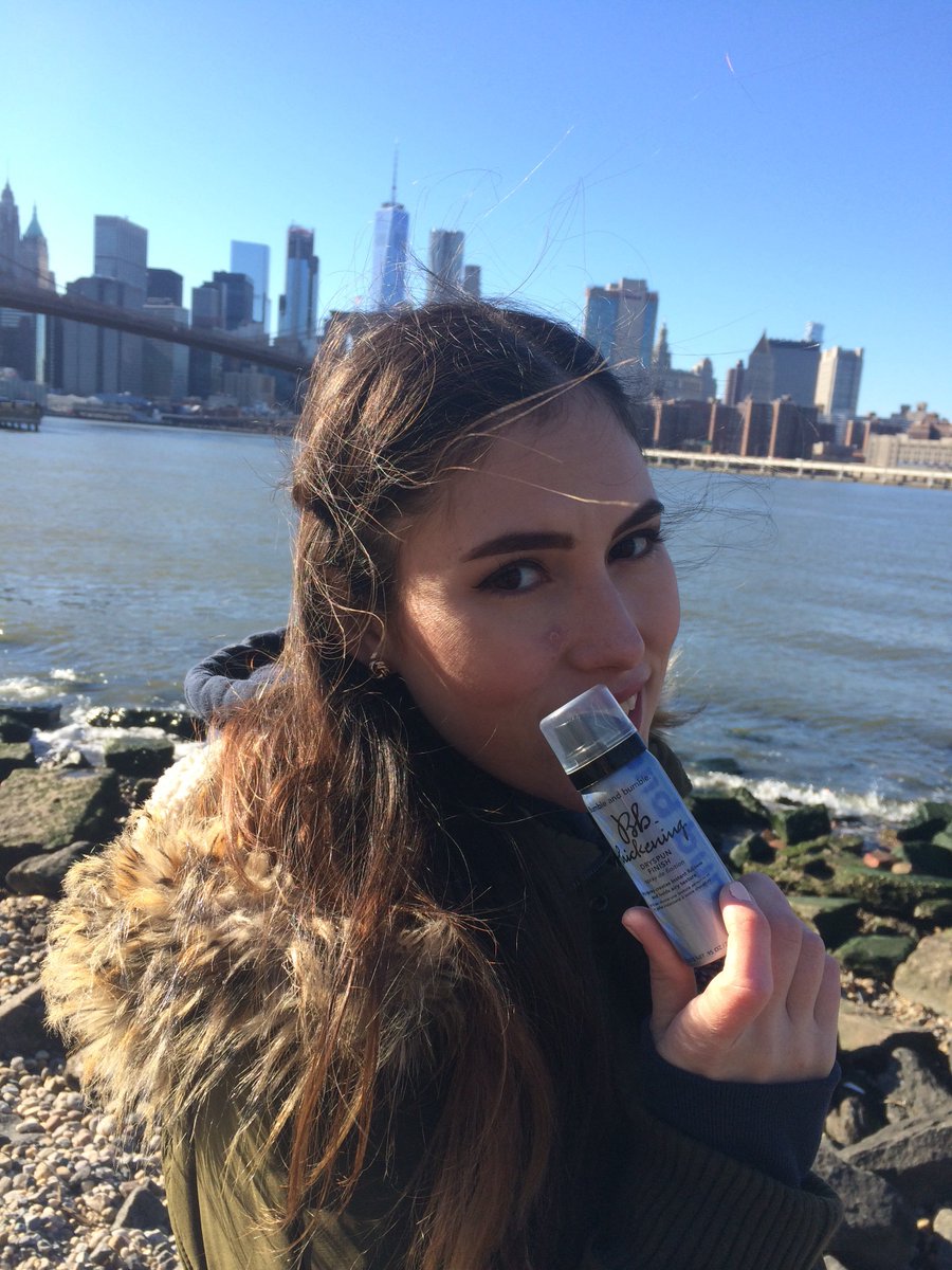 TinyThalis's tweet photo. Best way to keep my look on the go with  #bumbleandbumble  #bbinstantstyle #contest @Influenster @Bumble https://t.co/Sad2O6ZUTp