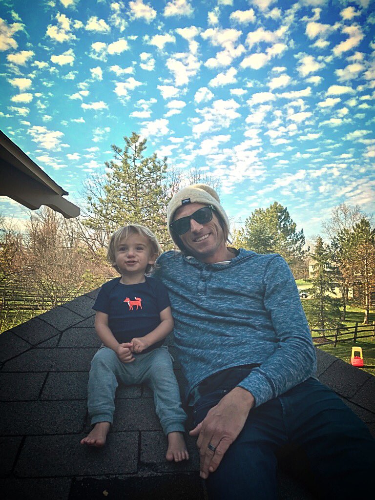 FrankieHejduk2's tweet photo. Crewzin' w/ my dude Hendrix!! Happy Sunday Everyone!! Enjoy the day!! #SundayFunday #HendrixStyle https://t.co/Ye6n4SR8Py