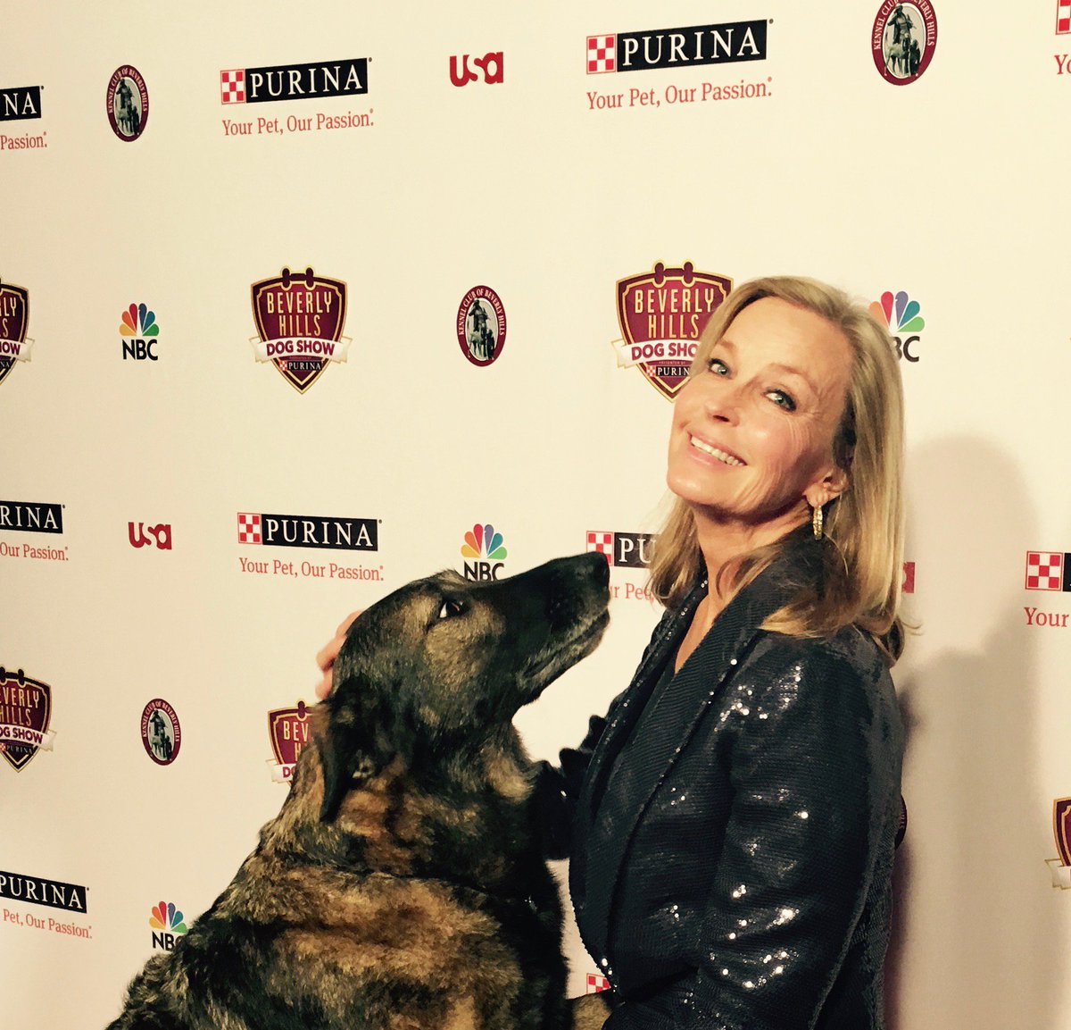 boderek's tweet photo. On the #RedCarpet with Chico at the Beverly Hills Dog Show, where we officially launched https://t.co/3tfFP1QQ7f https://t.co/LMtAcYyLbm