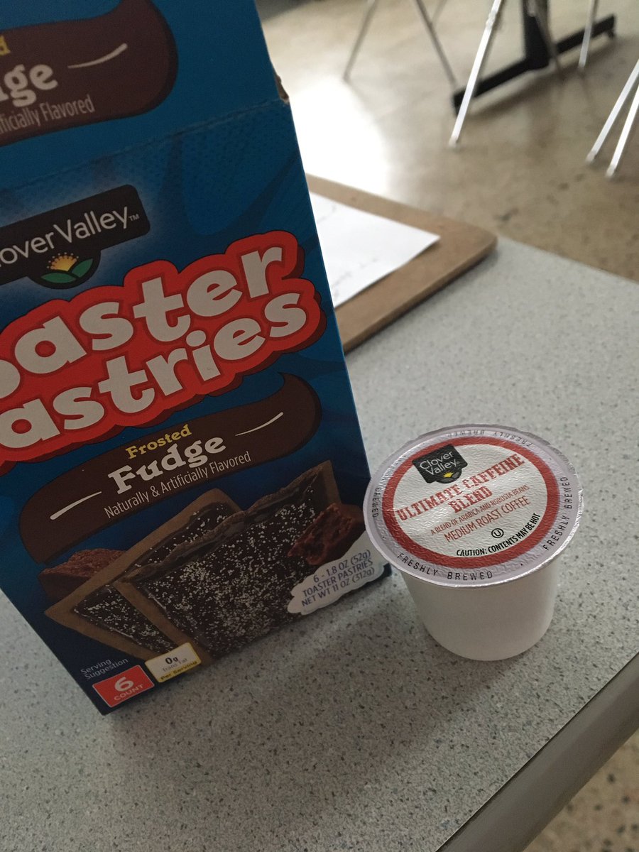 mflann's tweet image. This is what Sunday brunch looks like when you're on a campaign. Wish it was pancakes and a Bloody Mary. Or at least real pop tarts 🙄