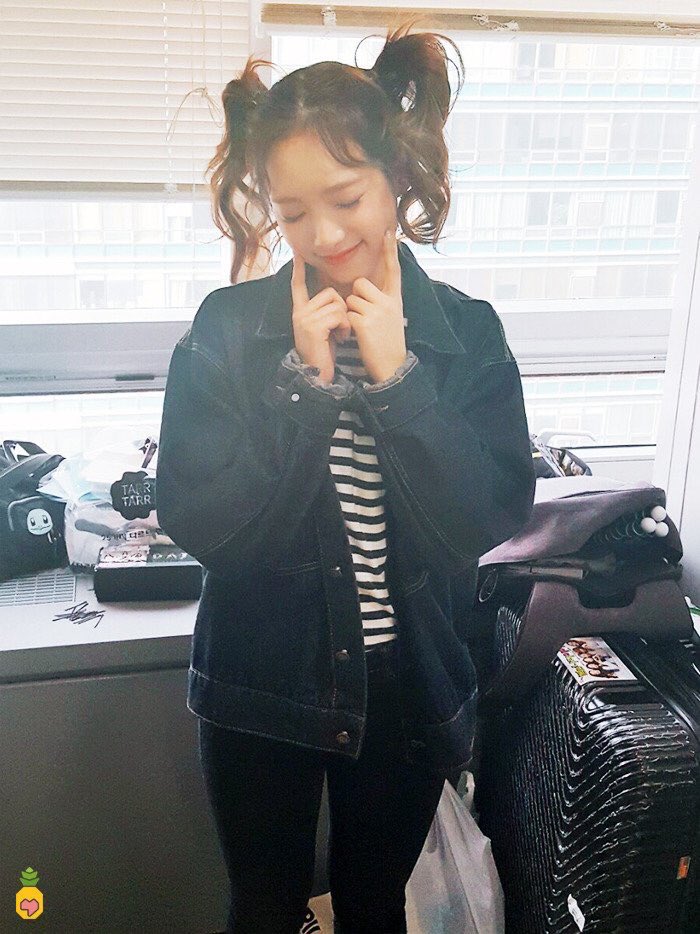Yena_TH's tweet photo. [Cast] 020317 APRIL #Yena pic-update✨ https://t.co/OkxKicLJBi