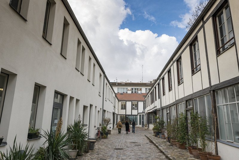 Paris's tweet photo. Rénovée, une cour industrielle du 19è siècle devient un espace de création et d'échanges pour artisans et artistes.
👉https://t.co/ijFyzQYnT4 https://t.co/UCbCXdulCJ