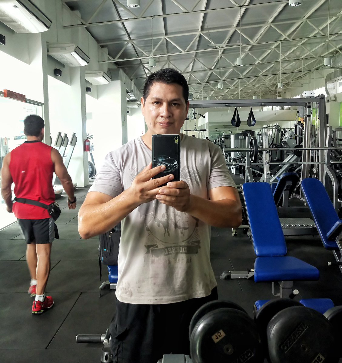 alesejasbo's tweet photo. Cada ves más cerca un mundo fitness llegare al olímpo del culturismo https://t.co/CRCiMlUKw8