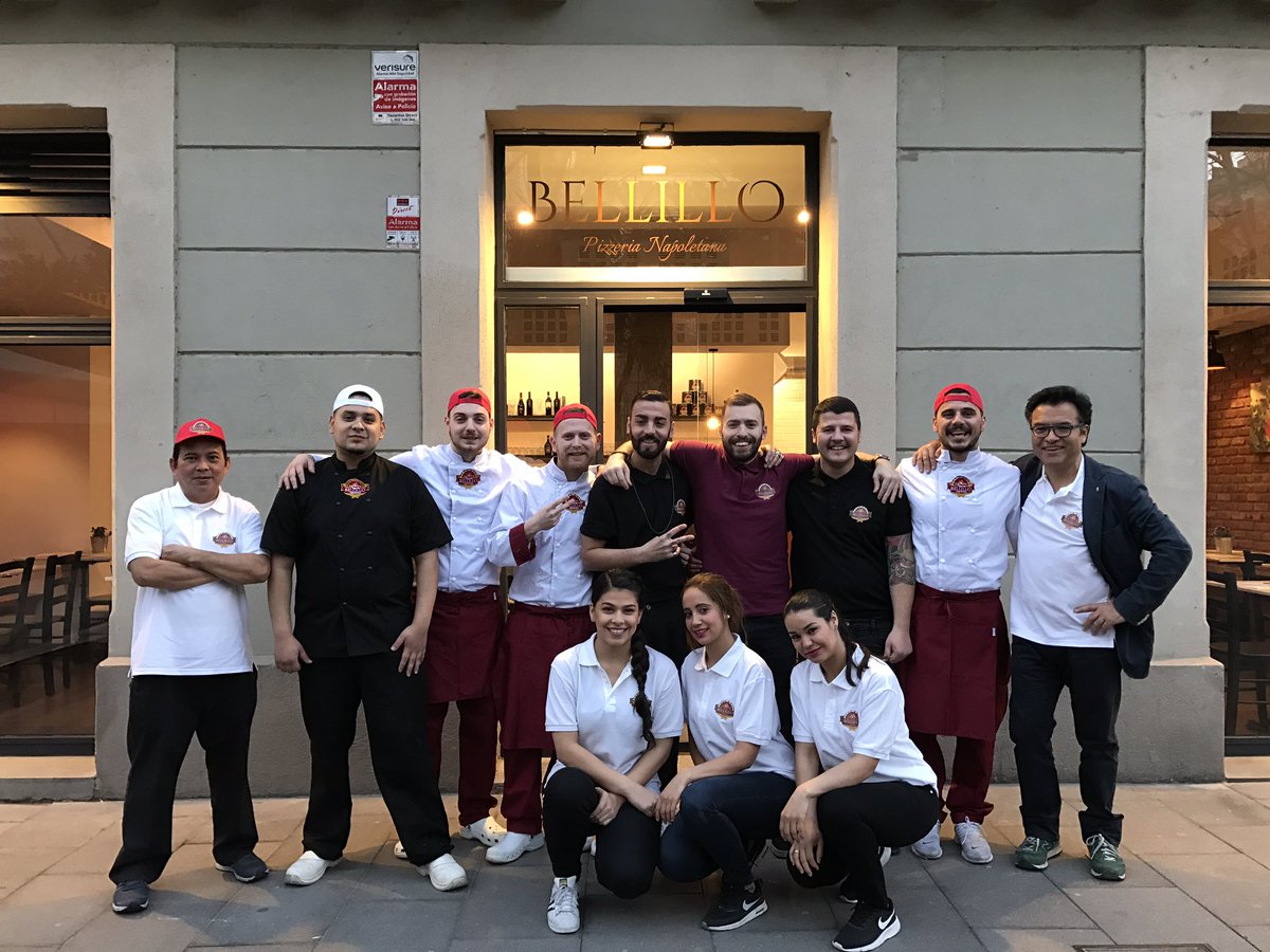Bellilloes's tweet photo. Os estamos esperando!!!
#bellilloEquipo πͺπ»πͺπ»πͺπ»
#bellillo #bellillopizza #barcelona #foodiebcn #barcelonaeats #barcelonafoods #organic https://t.co/fdbiEYGGSy